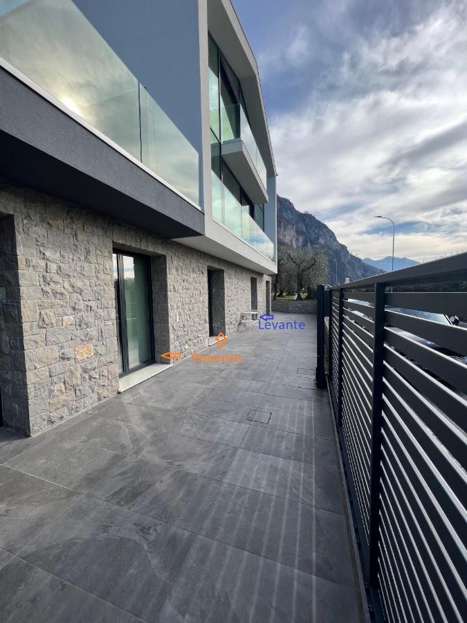 Italianway - Villa Paloma Marone Bagian luar foto