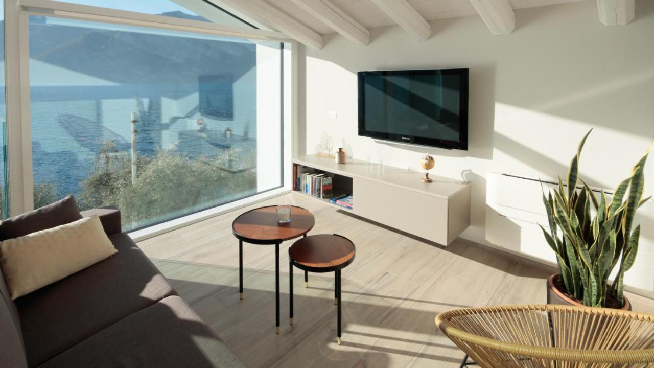 Italianway - Villa Paloma Marone Bagian luar foto