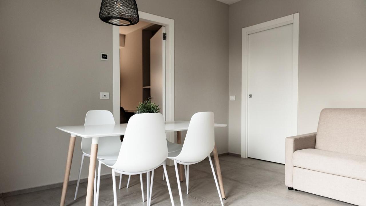Italianway - Villa Paloma Marone Bagian luar foto